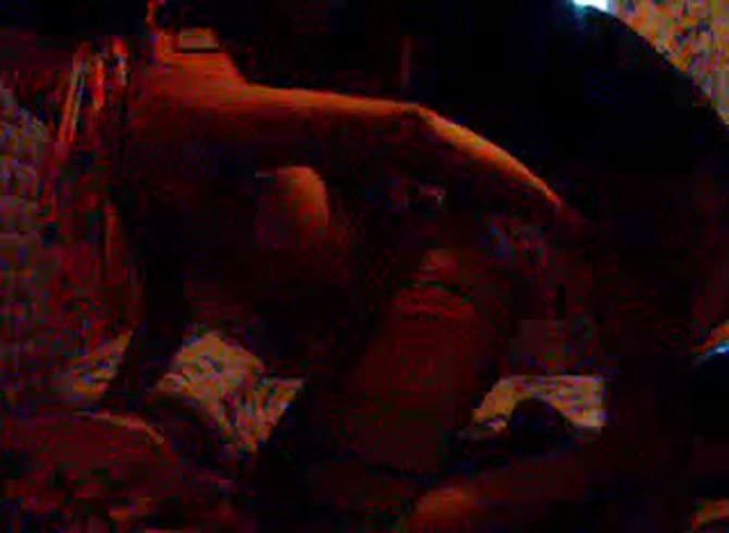 Video :Sexy beastie gal got banged in homemade dog sex